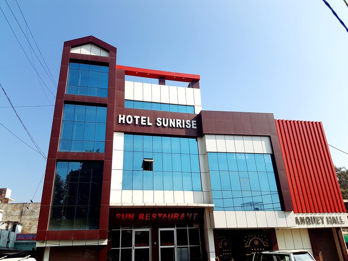 Hotel Sunrise Orai Buitenkant foto