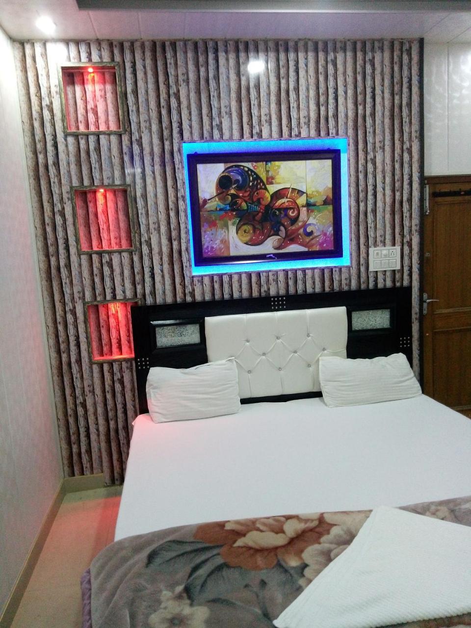 Hotel Sunrise Orai Buitenkant foto