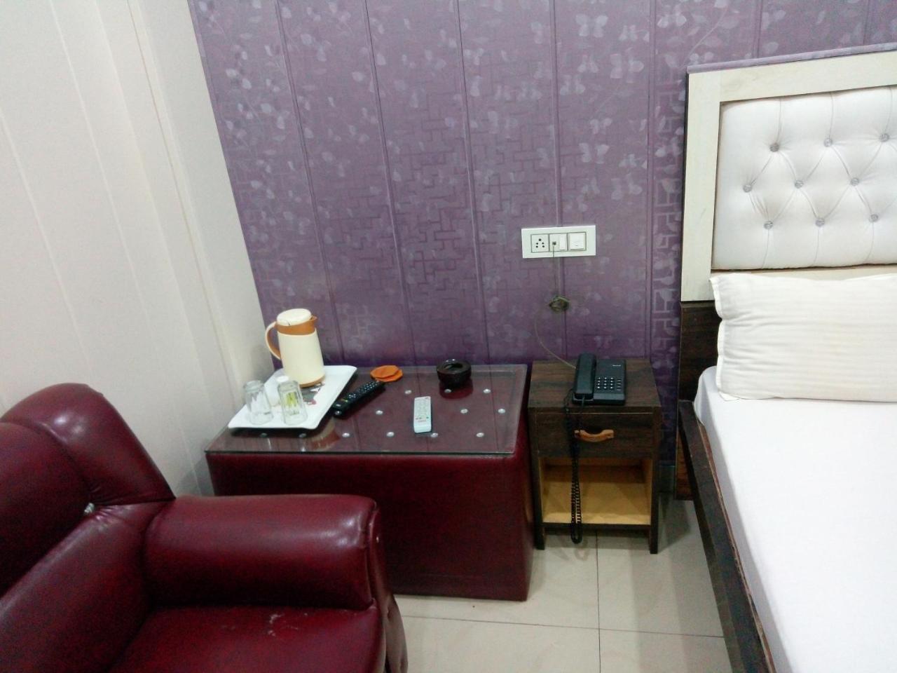Hotel Sunrise Orai Buitenkant foto