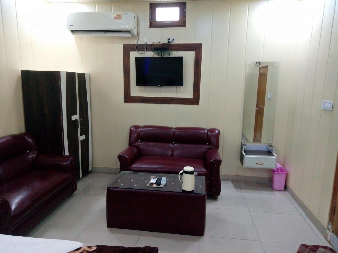 Hotel Sunrise Orai Buitenkant foto